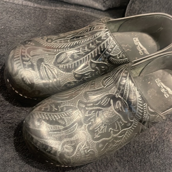 DANSKOS 40 worn twice - Picture 3 of 3